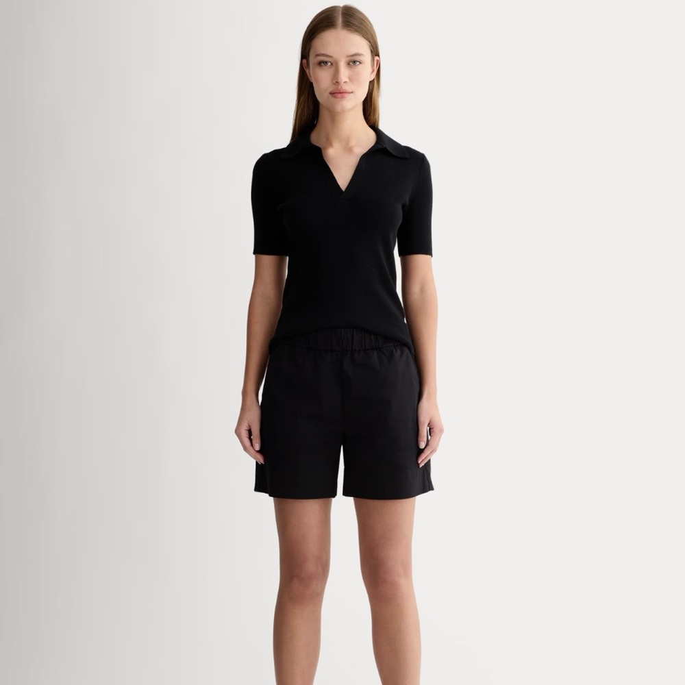 Everlane Black The Easy Short in Size 0‎